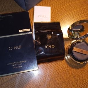 OHUi ultimate cover satin cushion